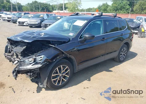 2019 Volkswagen Tiguan 2.0T Se/2.0T Sel/2.0T Sel R-Line/2.0T Sel R-Line Black из США, поврежденный, VIN 3VV2B7AX7KM070779